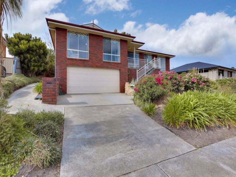 13 Baltonsborough Road, Austins Ferry TAS 7011
