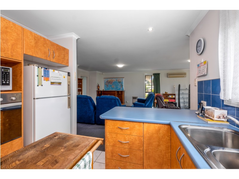 2/9 Brendan Crescent, Austins Ferry TAS 7011