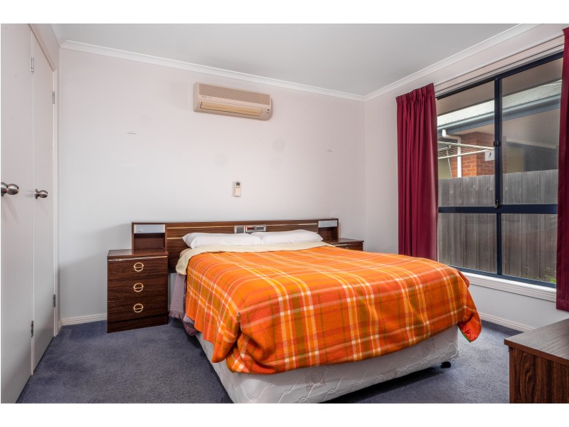 2/9 Brendan Crescent, Austins Ferry TAS 7011
