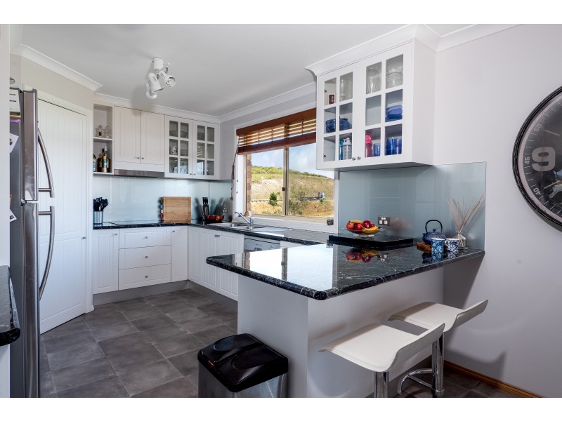 52 Sharron Drive, Granton TAS 7030