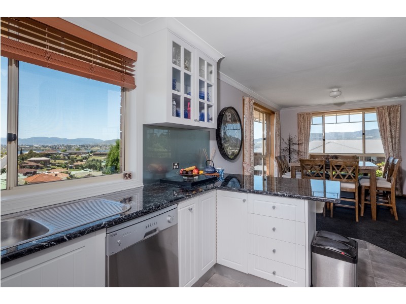 52 Sharron Drive, Granton TAS 7030