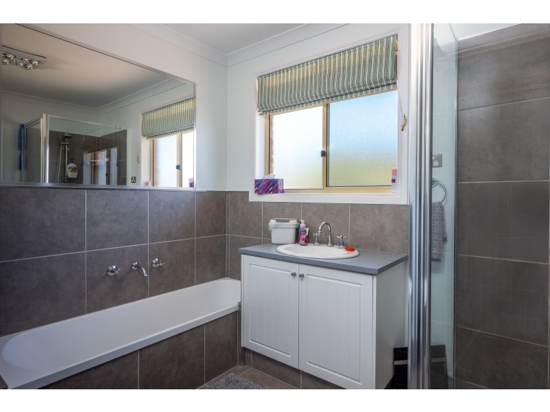 52 Sharron Drive, Granton TAS 7030