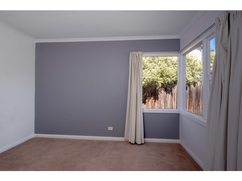 1 Hilton Road, Claremont TAS 7011