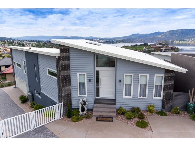 16 Peacock Court, Rosetta TAS 7010
