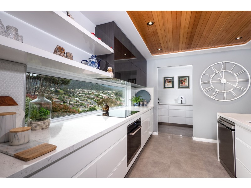 16 Peacock Court, Rosetta TAS 7010