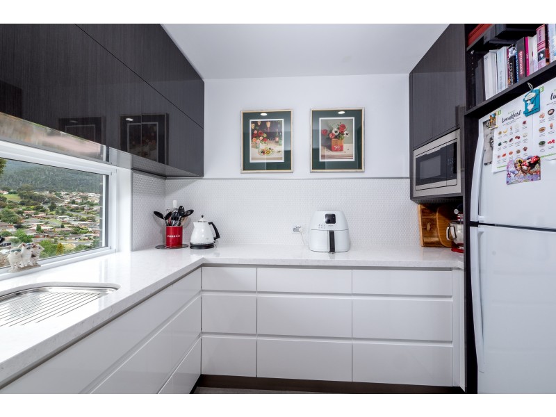 16 Peacock Court, Rosetta TAS 7010