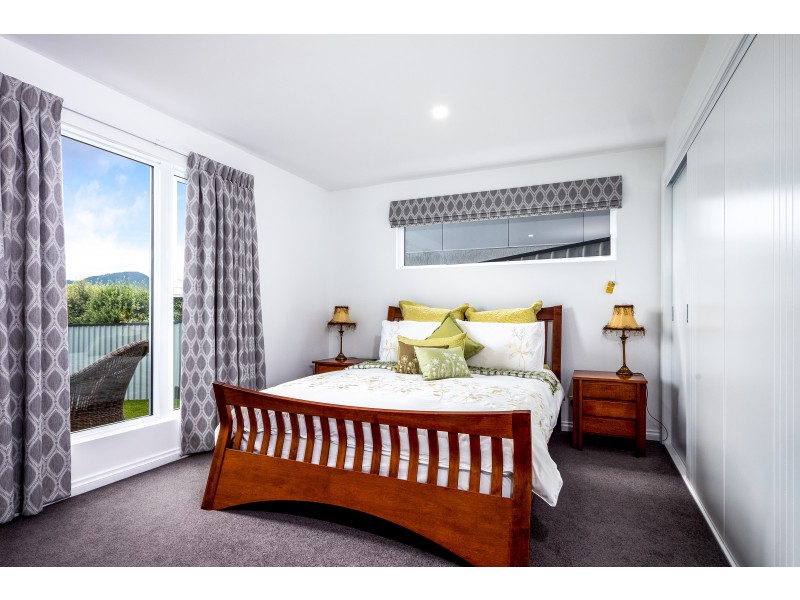 16 Peacock Court, Rosetta TAS 7010