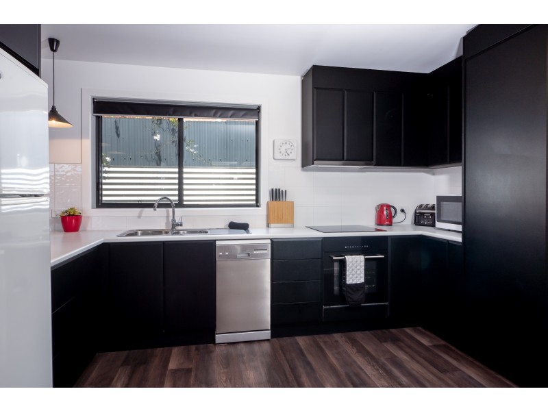 8A Beaumont Road, Lenah Valley TAS 7008