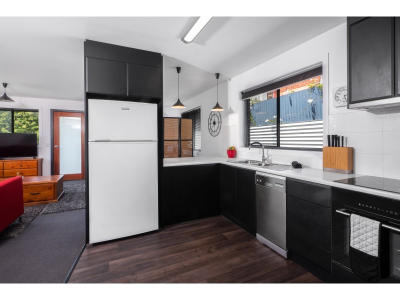 8A Beaumont Road, Lenah Valley TAS 7008