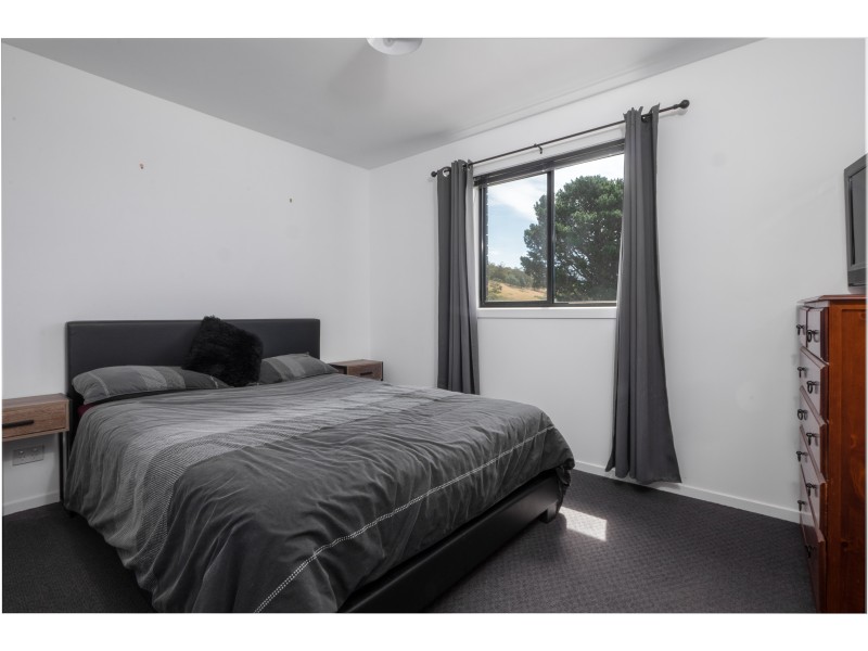 8A Beaumont Road, Lenah Valley TAS 7008