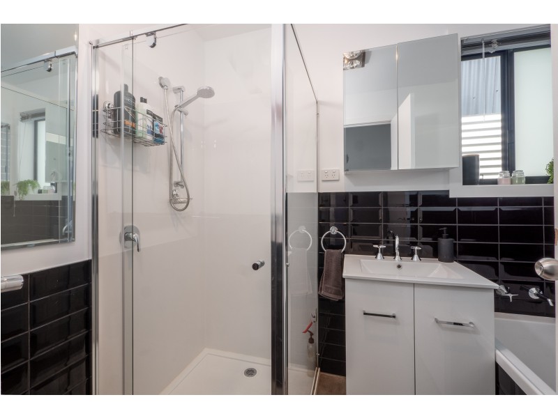 8A Beaumont Road, Lenah Valley TAS 7008