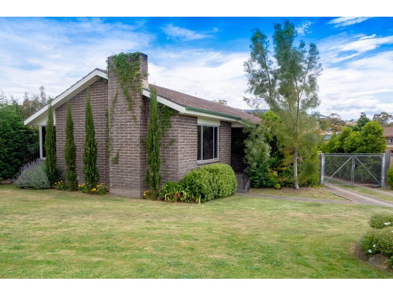 17 Tottenham Road, Gagebrook TAS 7030