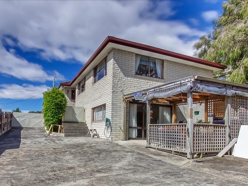 8 Cheviot Road, West Moonah TAS 7009