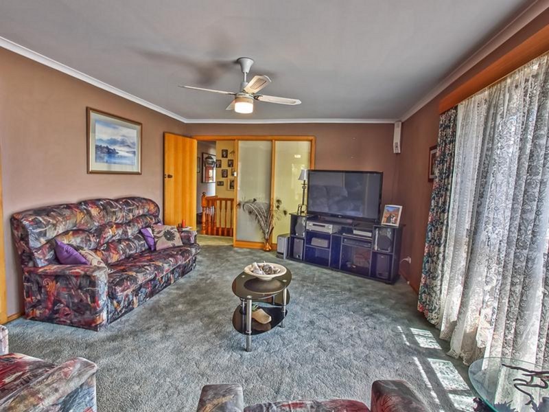 8 Cheviot Road, West Moonah TAS 7009