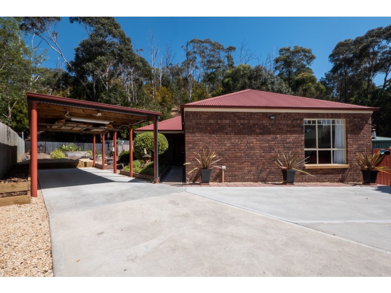 30 GODFREY Road, Claremont TAS 7011