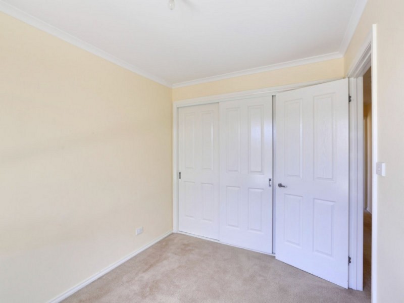 2/11 Lucas Place, Brighton TAS 7030