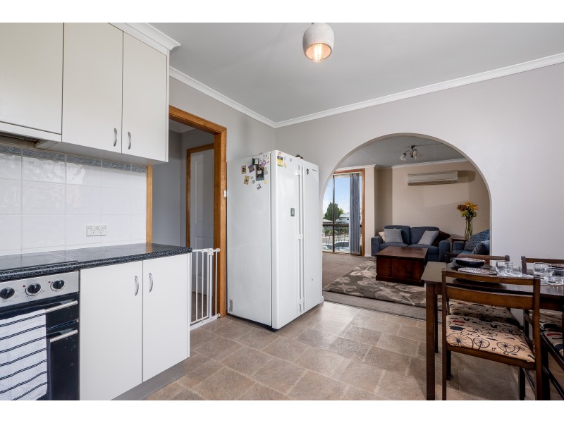 8 Euston Street, Claremont TAS 7011