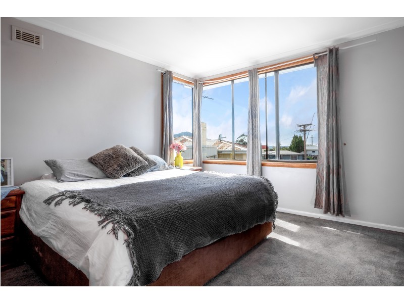 8 Euston Street, Claremont TAS 7011