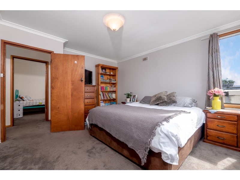 8 Euston Street, Claremont TAS 7011