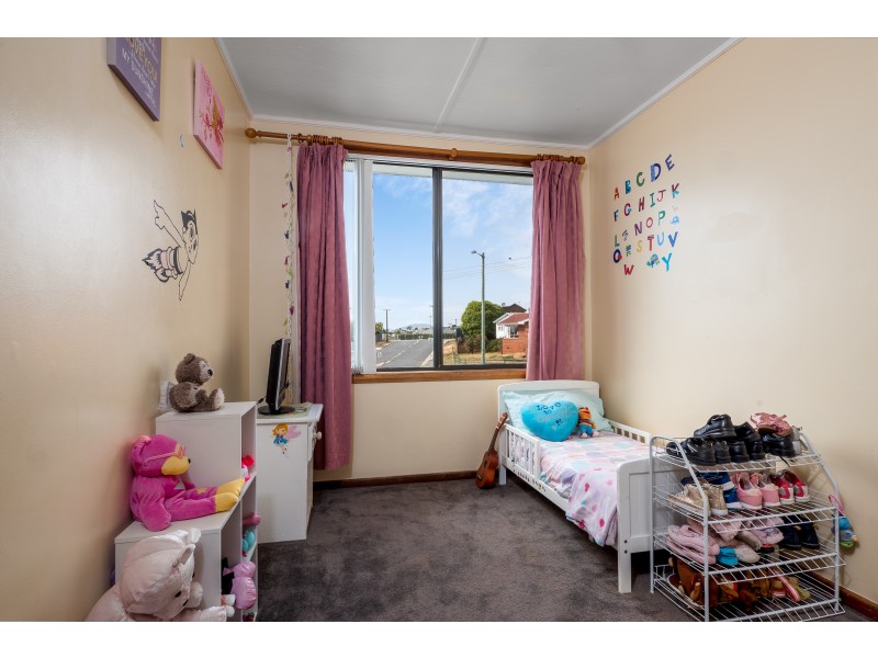 8 Euston Street, Claremont TAS 7011