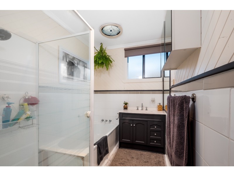 8 Euston Street, Claremont TAS 7011