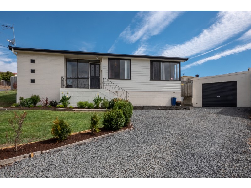 8 Euston Street, Claremont TAS 7011