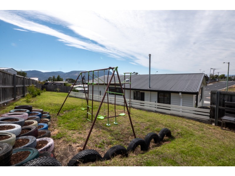 8 Euston Street, Claremont TAS 7011