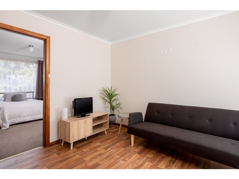 1/2 Nelis Court, Lutana TAS 7009