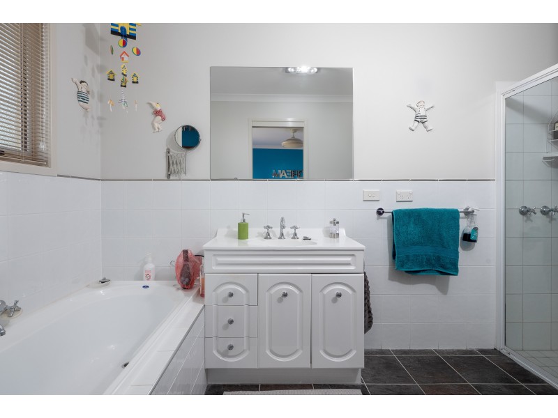2/1 Dalmacia Place, Glenorchy TAS 7010