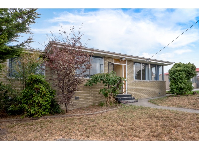 24 Hookey Court, Rokeby TAS 7019