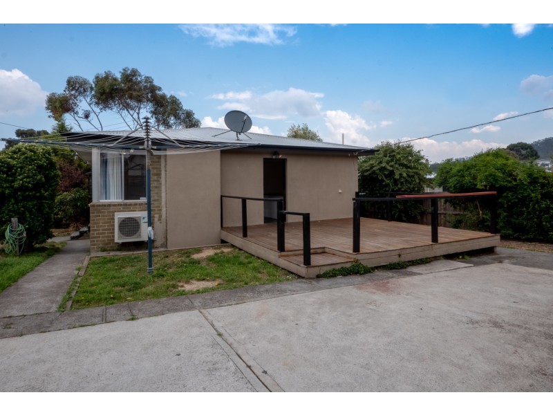 24 Hookey Court, Rokeby TAS 7019