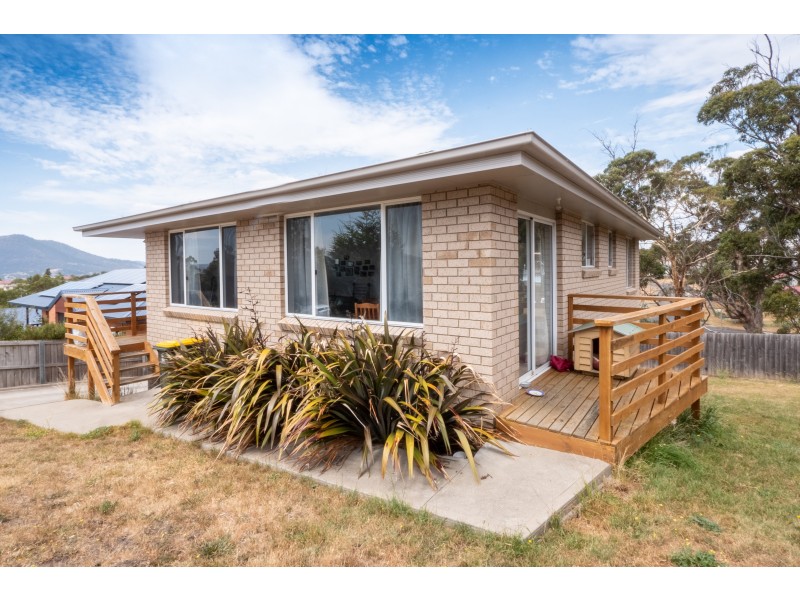 5 Coach Road, Chigwell TAS 7011