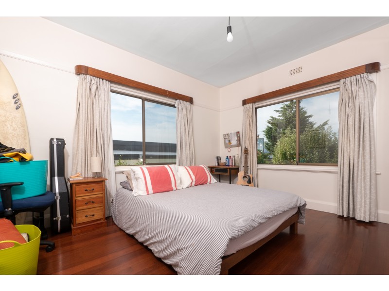 8 Pottery Road, Lenah Valley TAS 7008