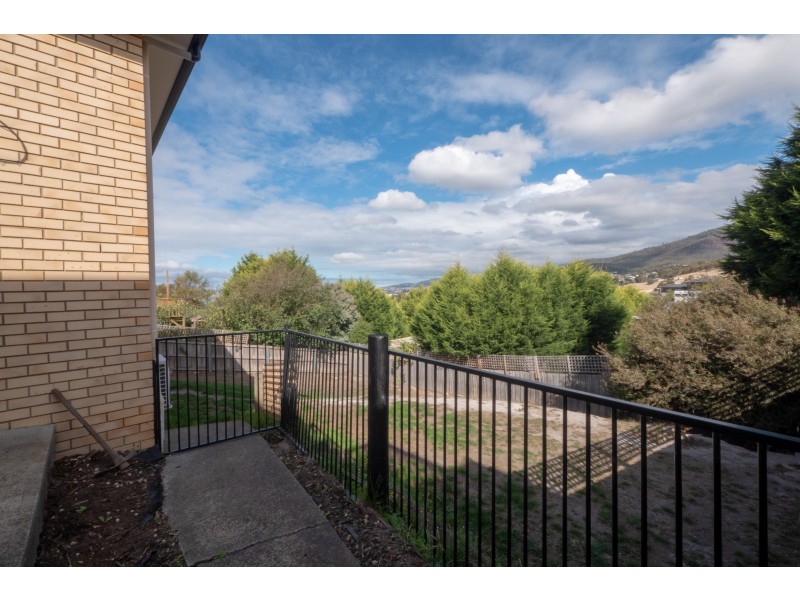 9 Lesdelle Street, Claremont TAS 7011