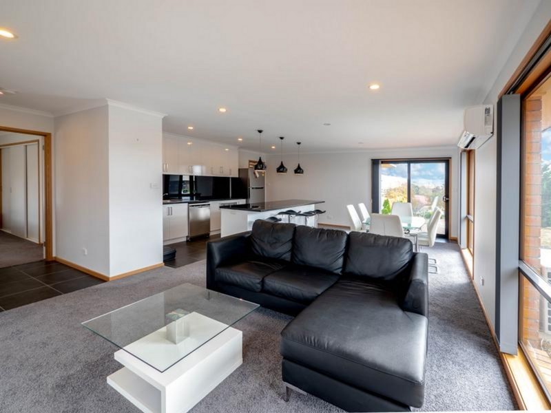 2 Baltonsborough Road, Austins Ferry TAS 7011