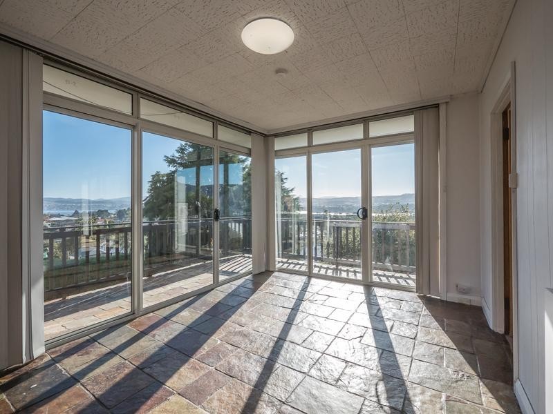 2 Botany Place, Austins Ferry TAS 7011