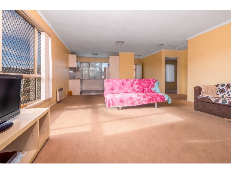 2/84 Lamprill Circle, Herdsmans Cove TAS 7030