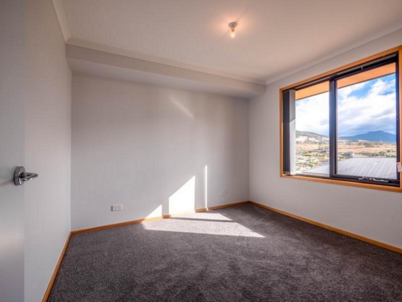 2 Baltonsborough Road, Austins Ferry TAS 7011