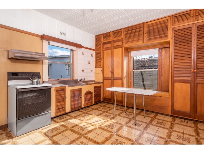 10 Gloucester Crescent, Lutana TAS 7009