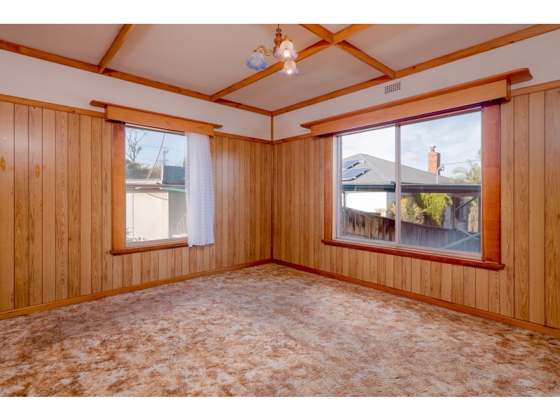 10 Gloucester Crescent, Lutana TAS 7009