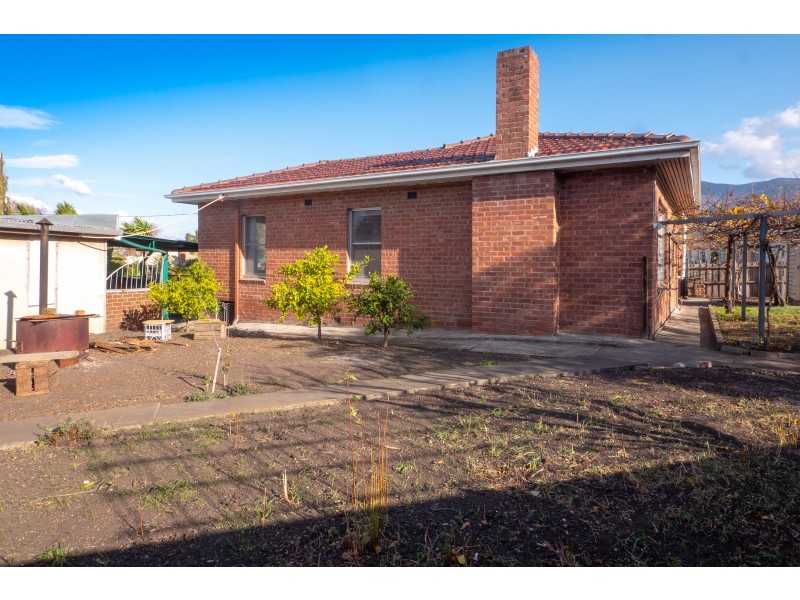 10 Gloucester Crescent, Lutana TAS 7009