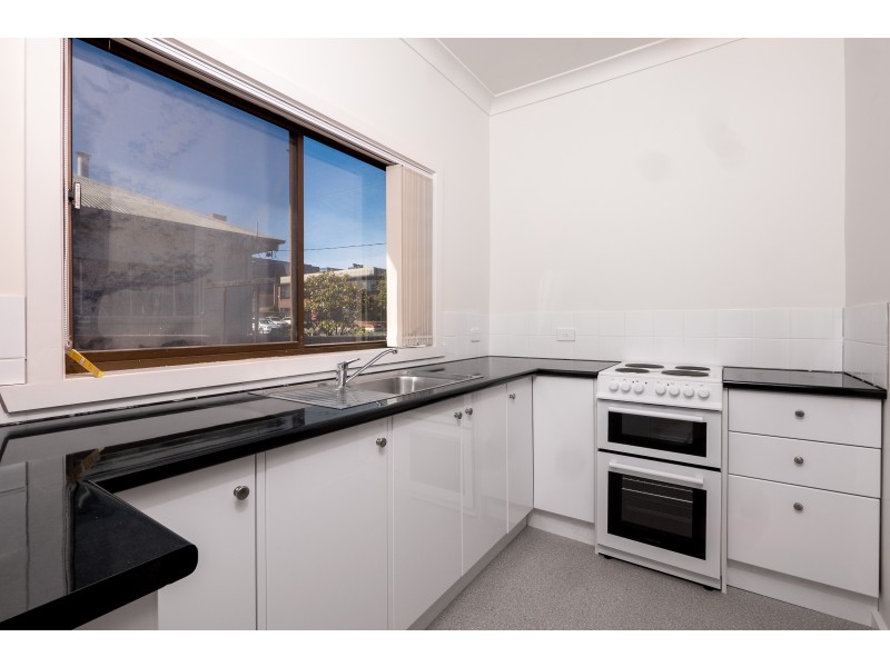30 Lampton Avenue, Derwent Park TAS 7009