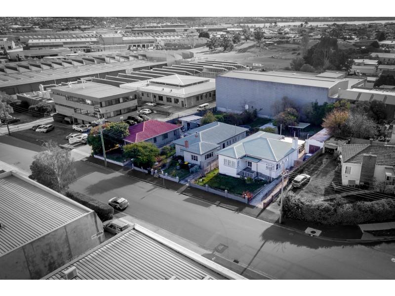 30 Lampton Avenue, Derwent Park TAS 7009