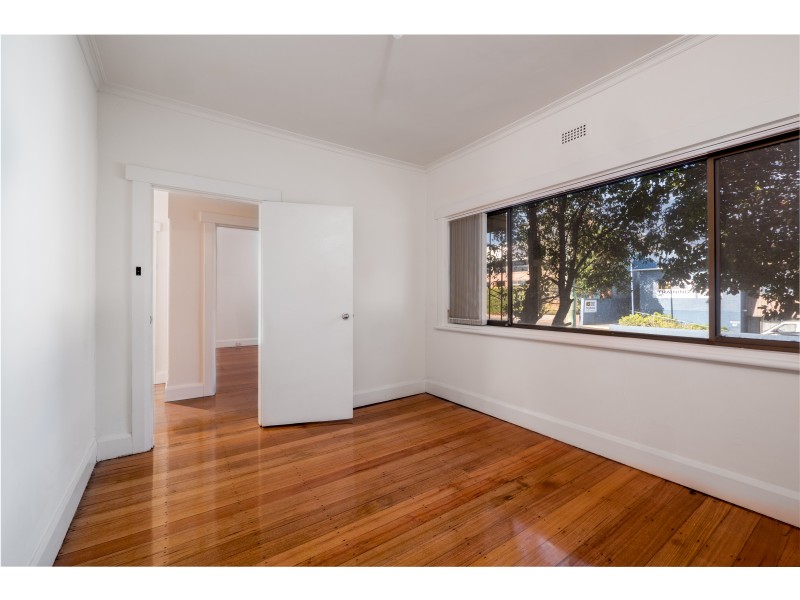 30 Lampton Avenue, Derwent Park TAS 7009