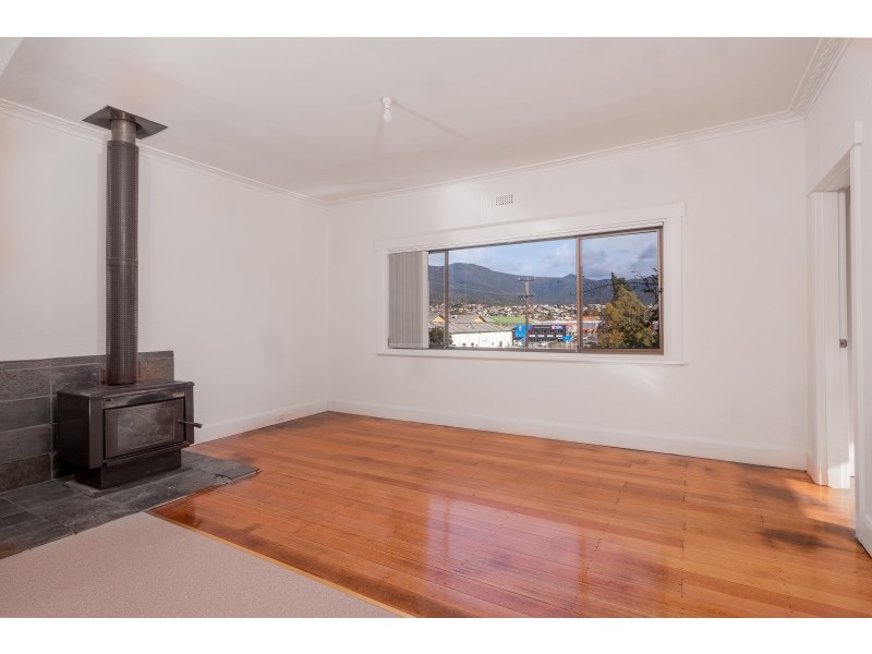 30 Lampton Avenue, Derwent Park TAS 7009