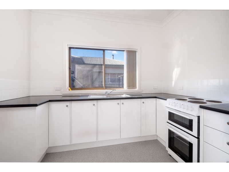 30 Lampton Avenue, Derwent Park TAS 7009