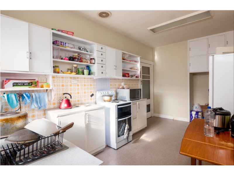 30 Lampton Avenue, Derwent Park TAS 7009