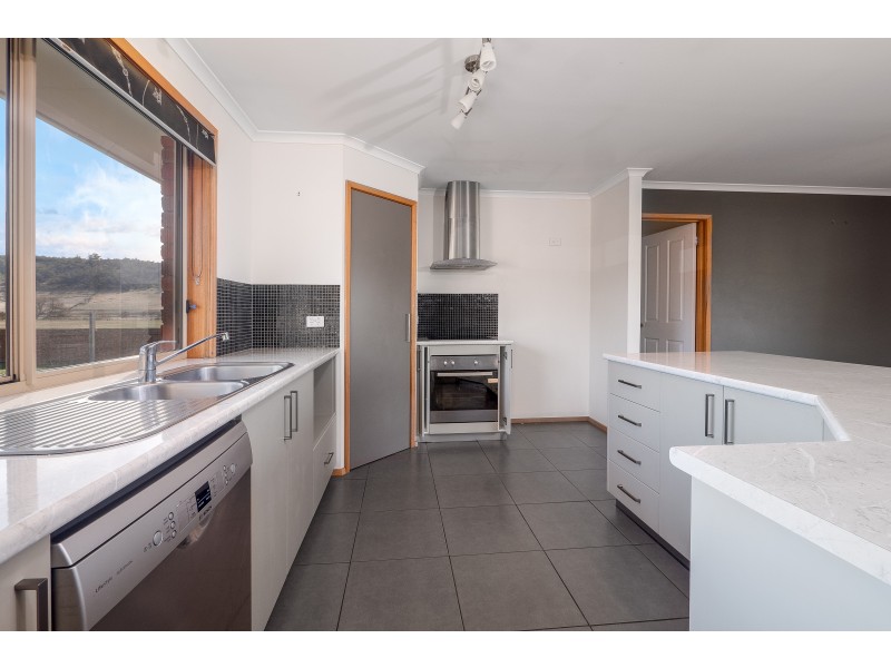 18 Glen Lea Road, Pontville TAS 7030