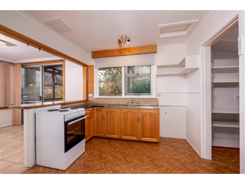 11 Kogarah Avenue, Berriedale TAS 7011