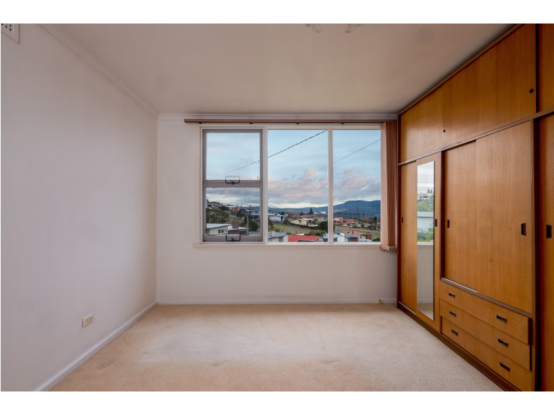 11 Kogarah Avenue, Berriedale TAS 7011